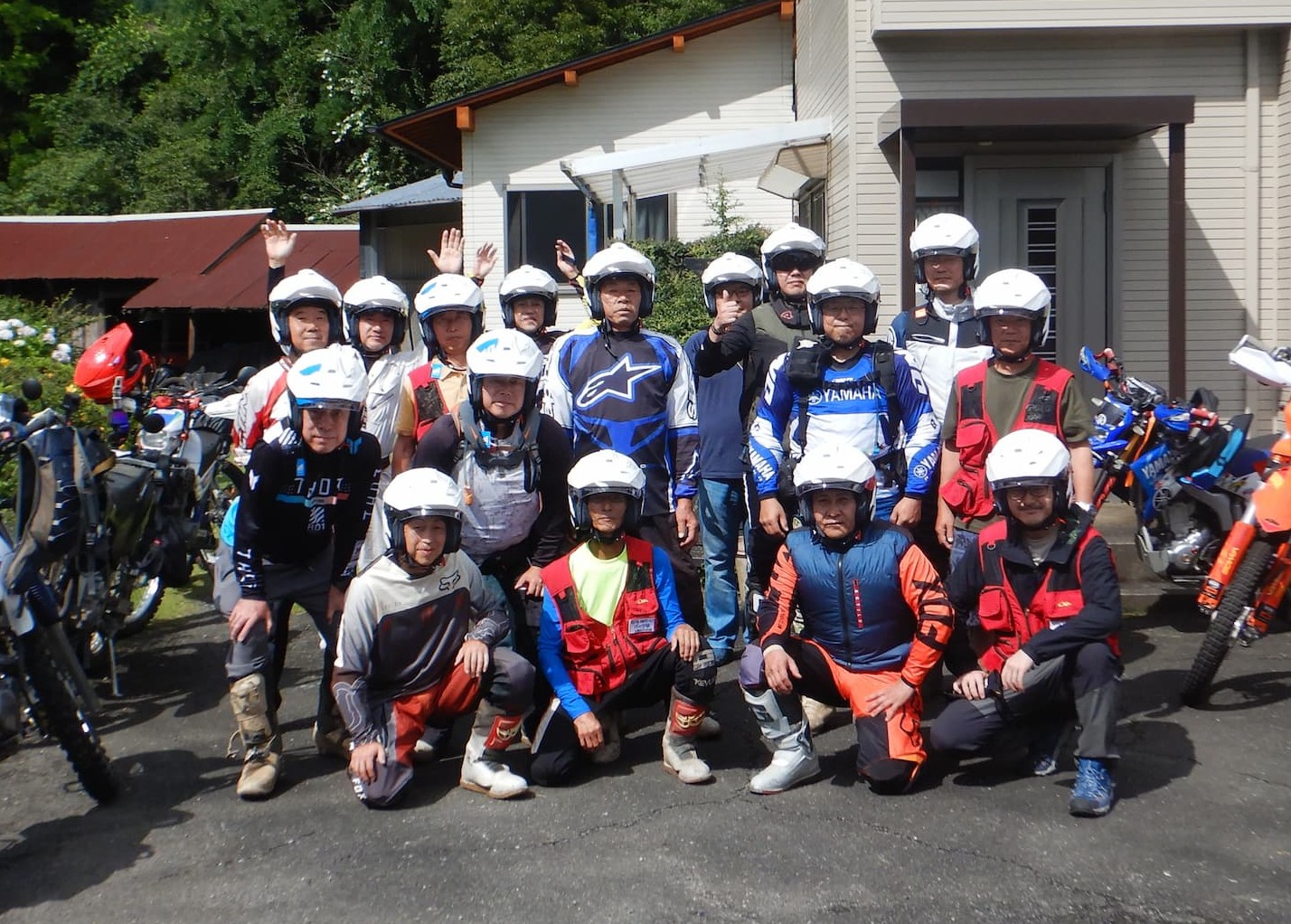 DSCN2887 (002).jpg